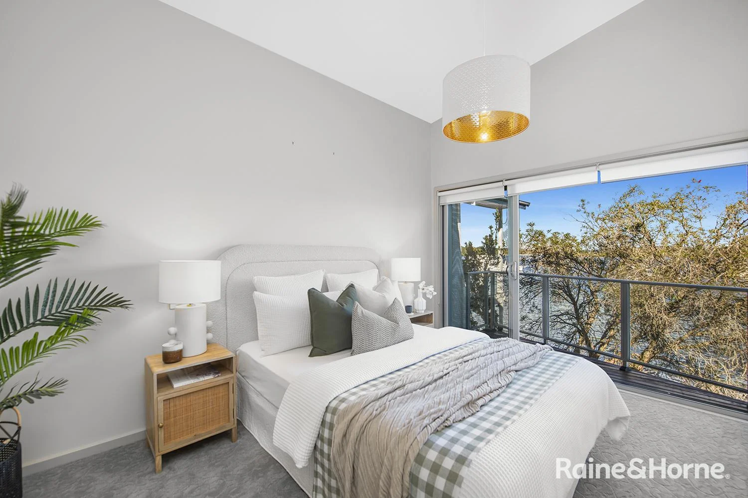 Additional image 17 of 35 Marks Parade, Marks Point NSW 2280