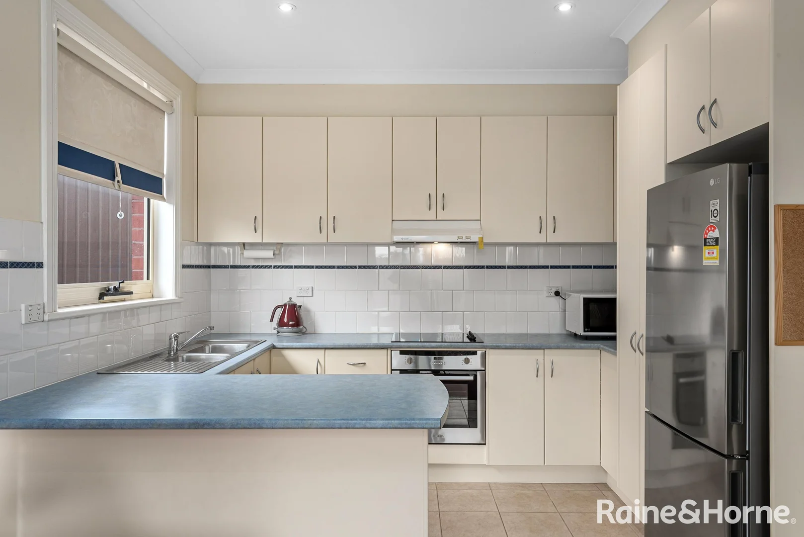 Additional image 4 of 4/49 Brantome Street, Gisborne VIC 3437