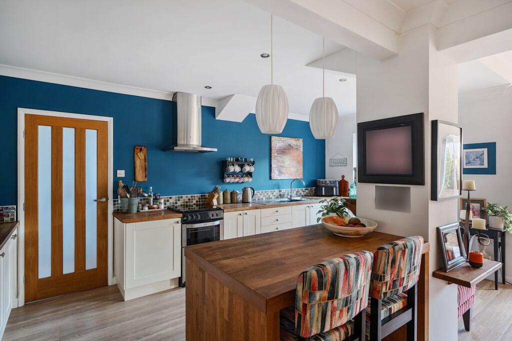 Additional image 8 of Wolsey Close, Wells, BA5