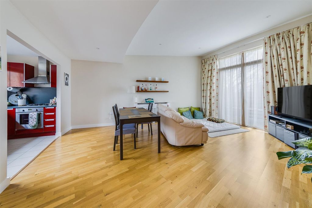 Additional image 4 of 2 bed flat to rentFive Mile Drive, Oxford OX2