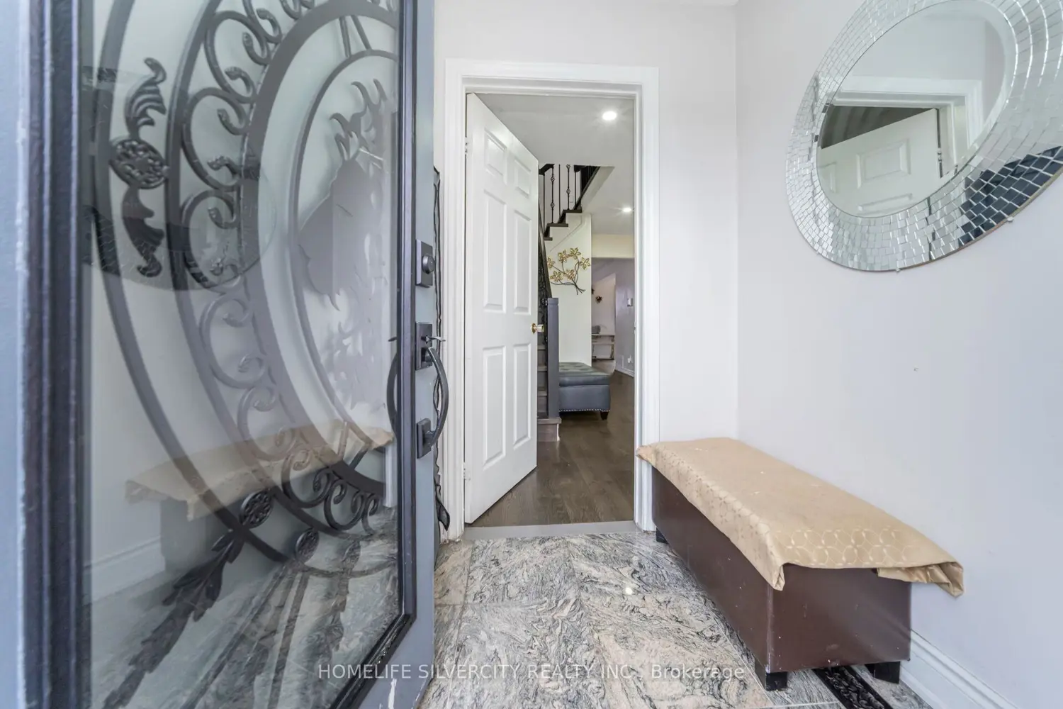 Additional image 3 of 24 Jay Street