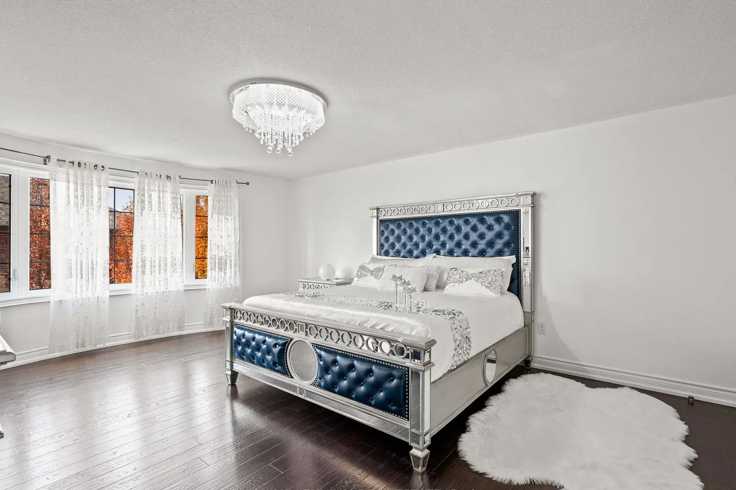 Additional image 11 of 24 Black Duck Trail