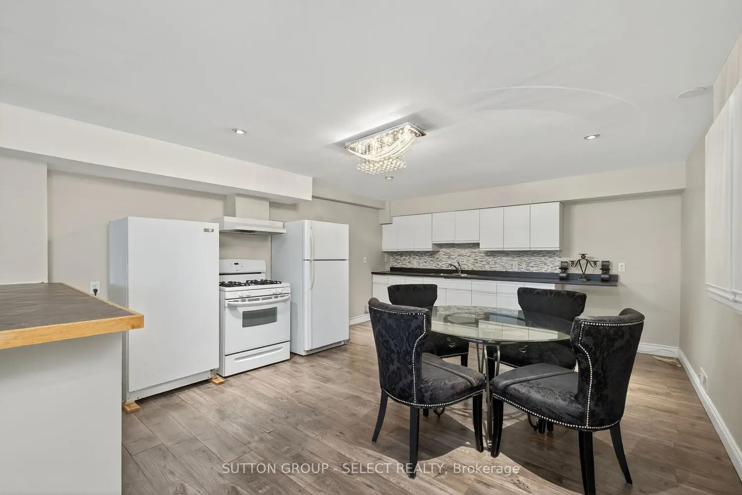 Additional image 13 of 700 Franklinway Crescent