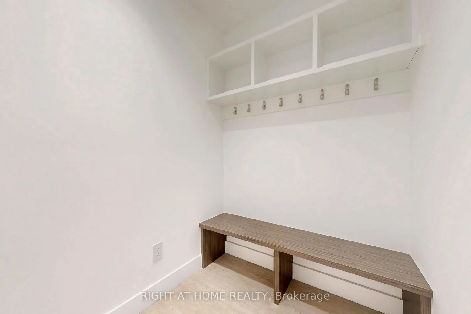 Additional image 5 of 19 Putney Road