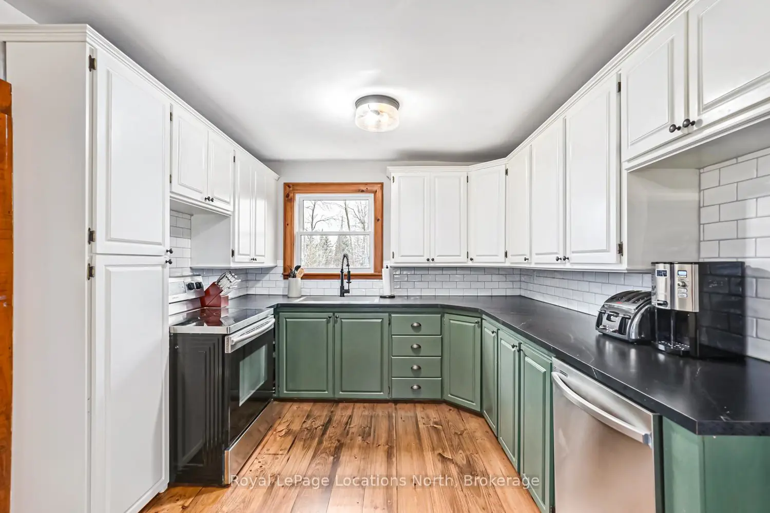 Additional image 8 of 209009 26 Highway