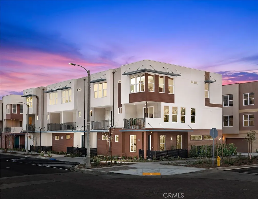 Additional image 12 of 641 E Mission Boulevard, Pomona, CA 91766