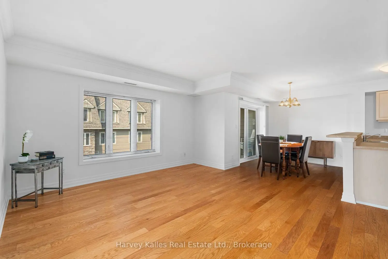 Additional image 9 of 26 Dairy Lane 205