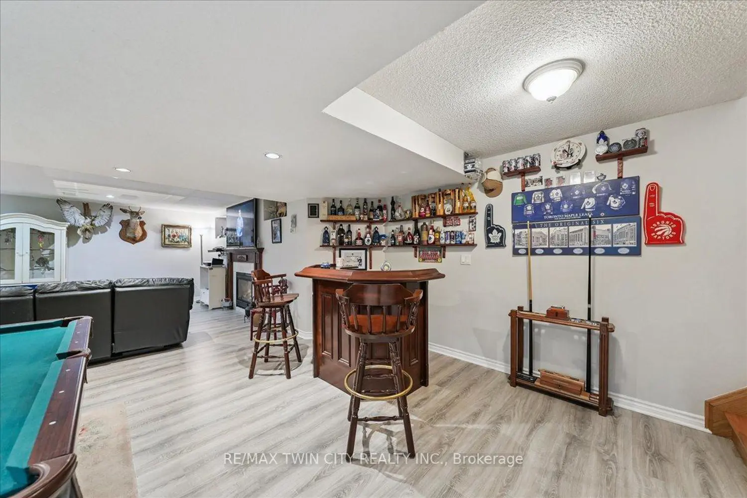 Additional image 12 of 52 Mistycreek Crescent