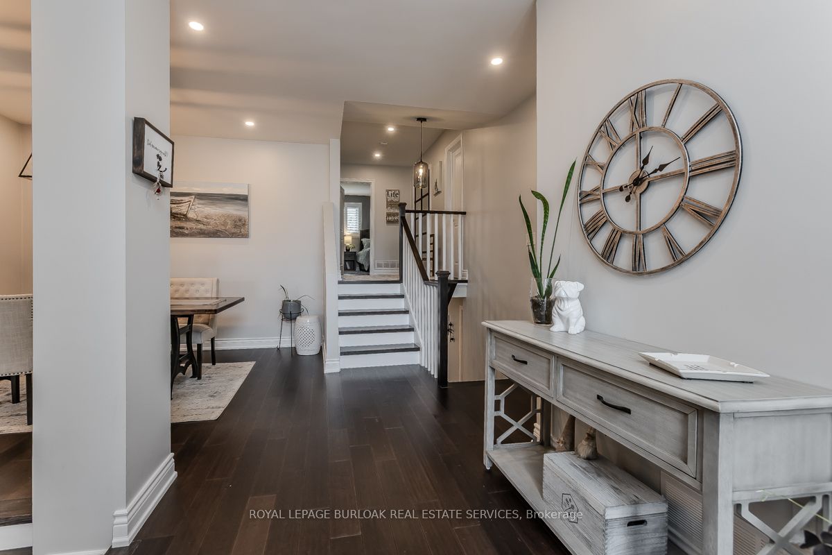 Additional image 2 of 2360 Cavendish Drive, Burlington, ON, L7P 3B4
