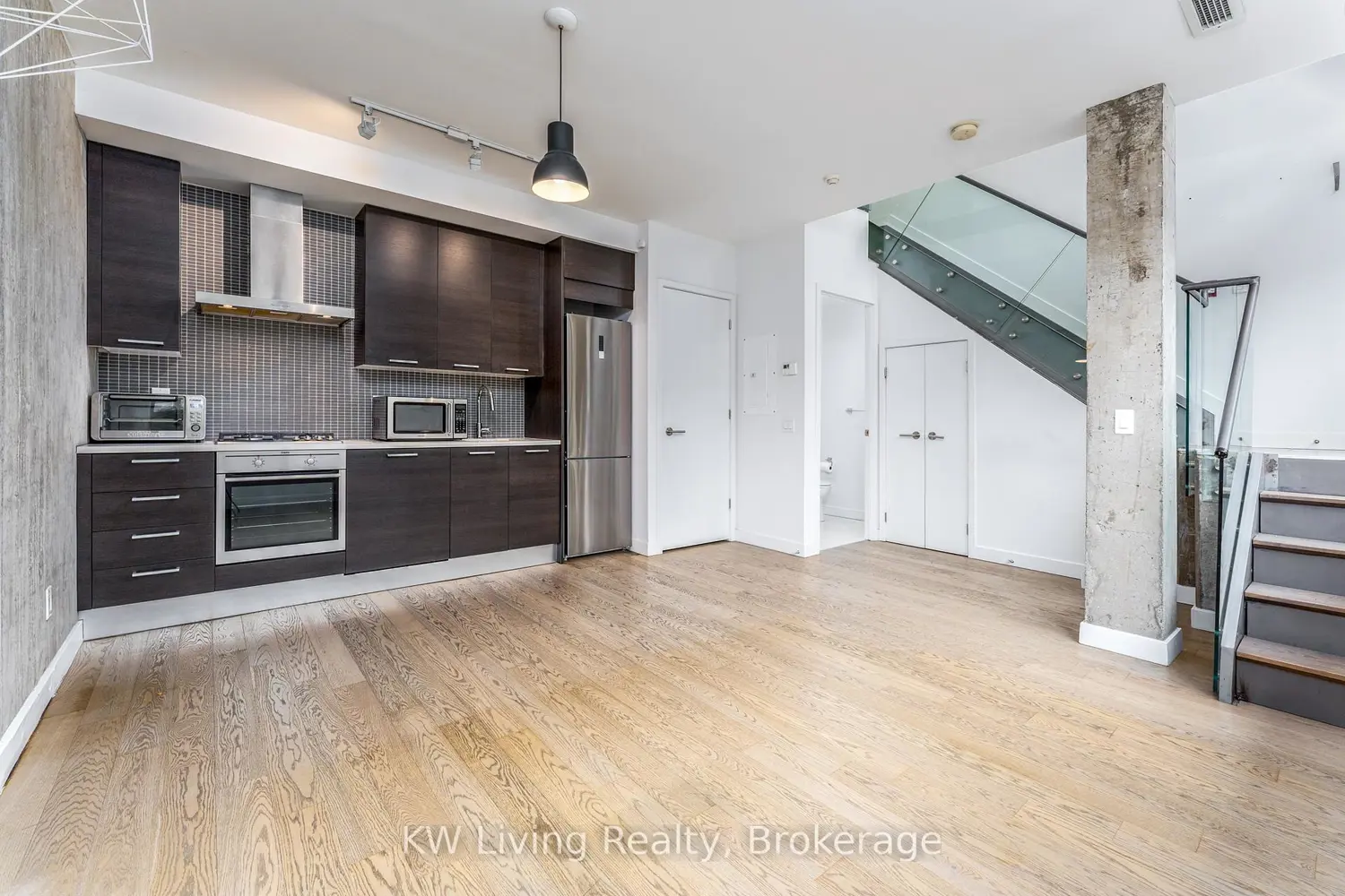 Additional image 2 of 90 Broadview Avenue Lw1
