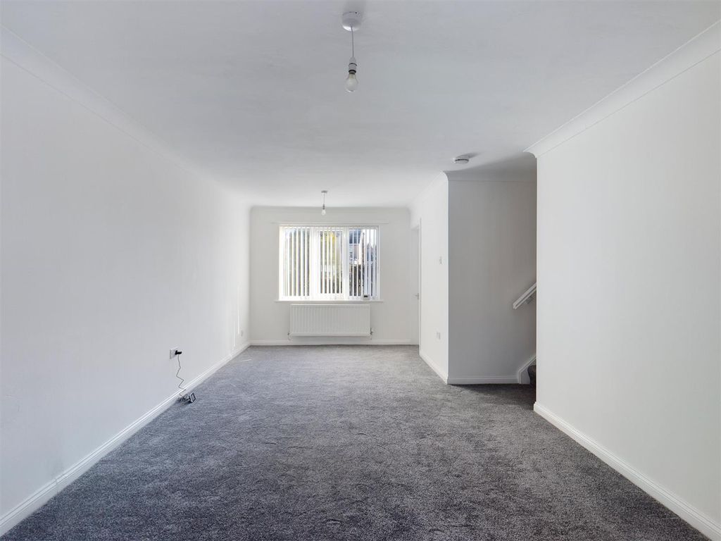 Additional image 9 of 3 bed semi-detached house to rentFelstead Place, South Beach Estate, Blyth NE24