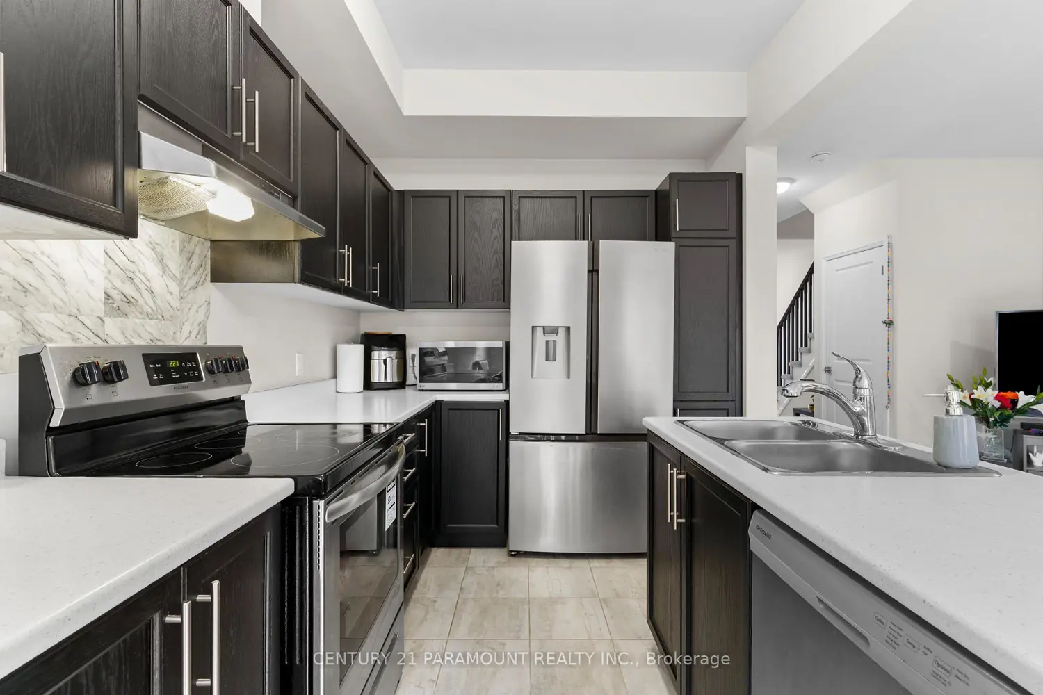 Additional image 6 of 520 Grey Street 5