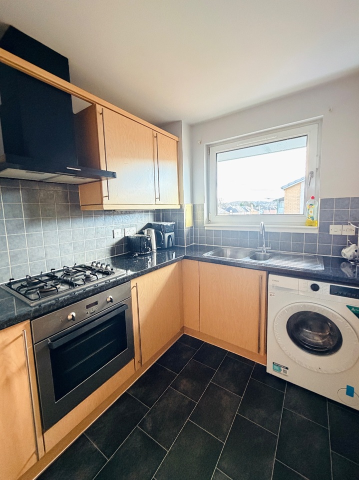 Additional image 5 of 2 Bed Flat, Stenhouse Gardens, EH11, N1 7GU
