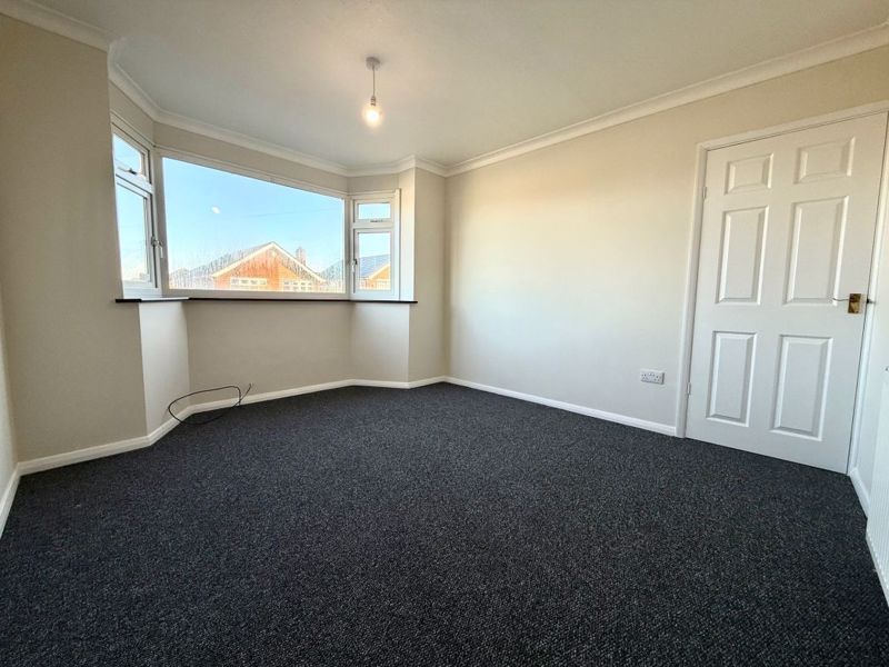 Additional image 6 of 4 bed semi-detached house to rentChestnut Road, Grimsby DN37