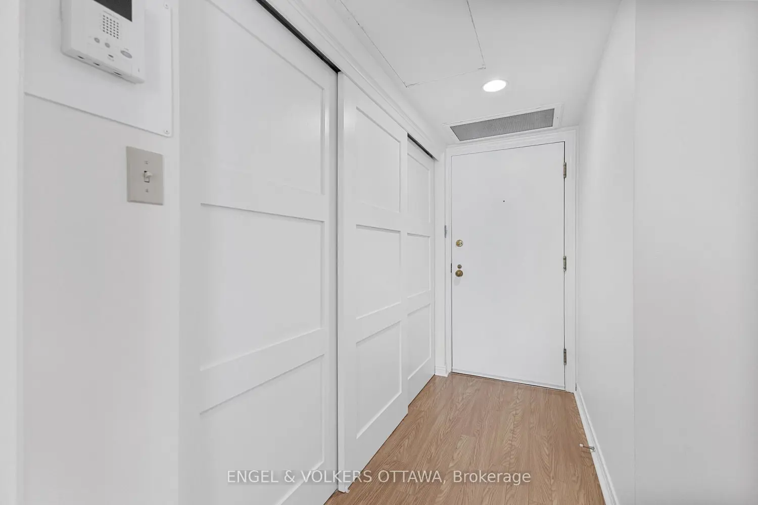 Additional image 2 of 205 Somerset Street 206