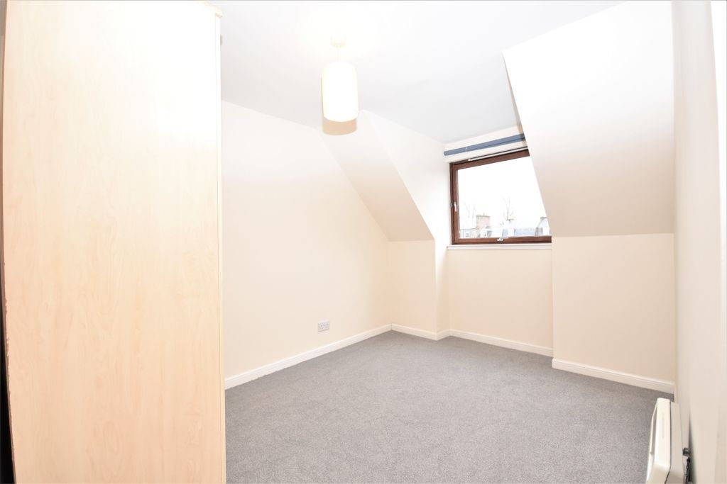 Additional image 3 of 2 bed flat to rentKings Court, Perth, Perthshire PH2
