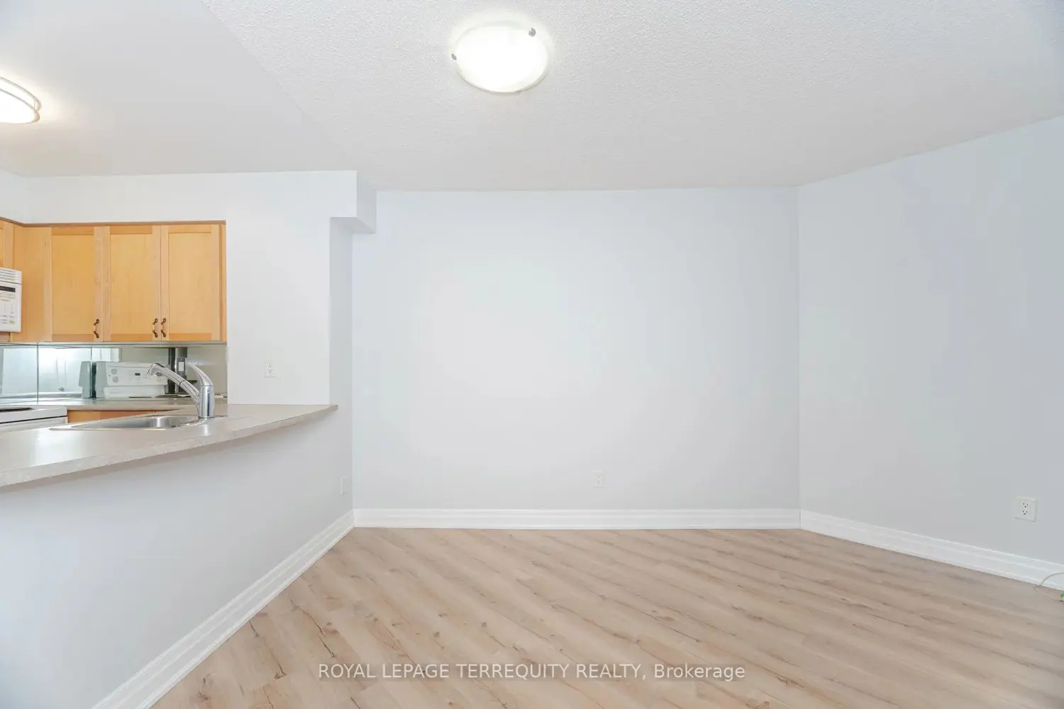 Additional image 6 of 2121 Lake Shore Boulevard 710
