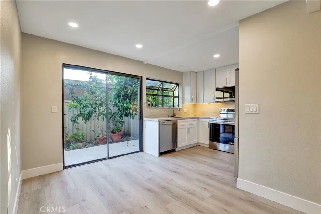 Additional image 8 of 93 Streamwood, Irvine, CA 92620