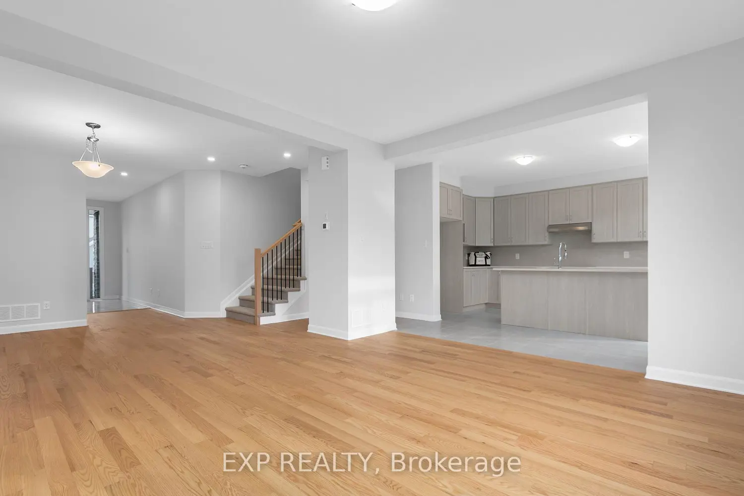 539 Anchor Circle photo 5
