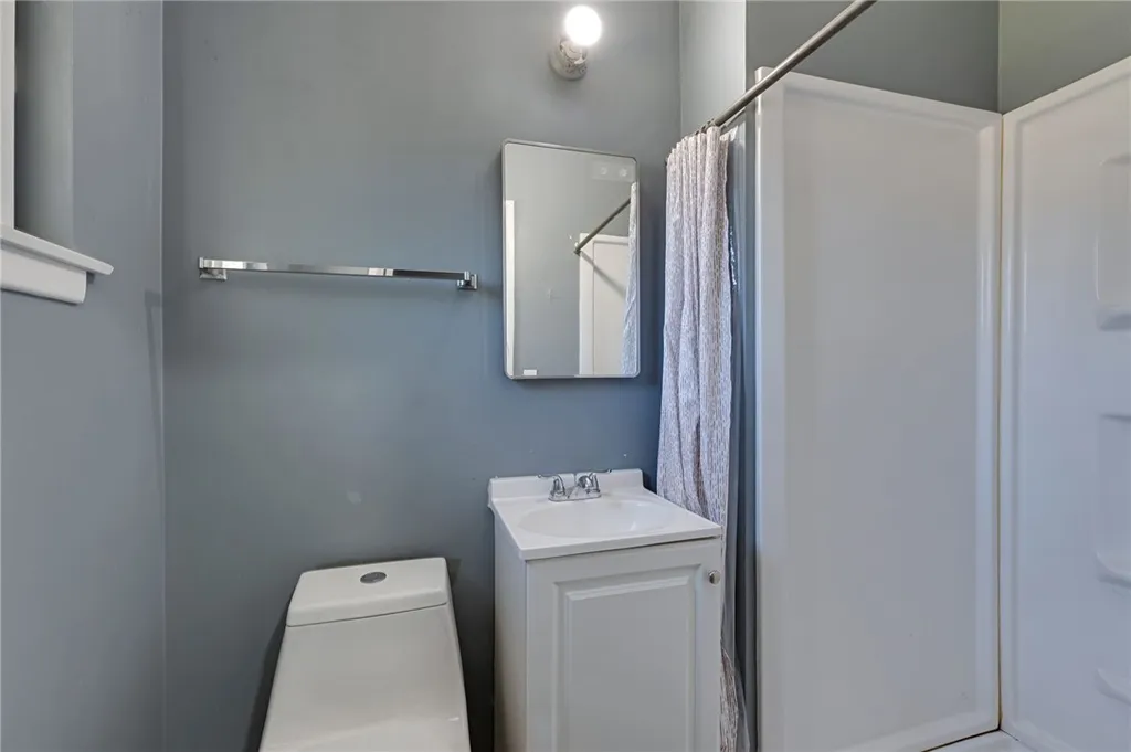 Additional image 45 of 184 Palmyra Dr, San Bernardino, CA 92404