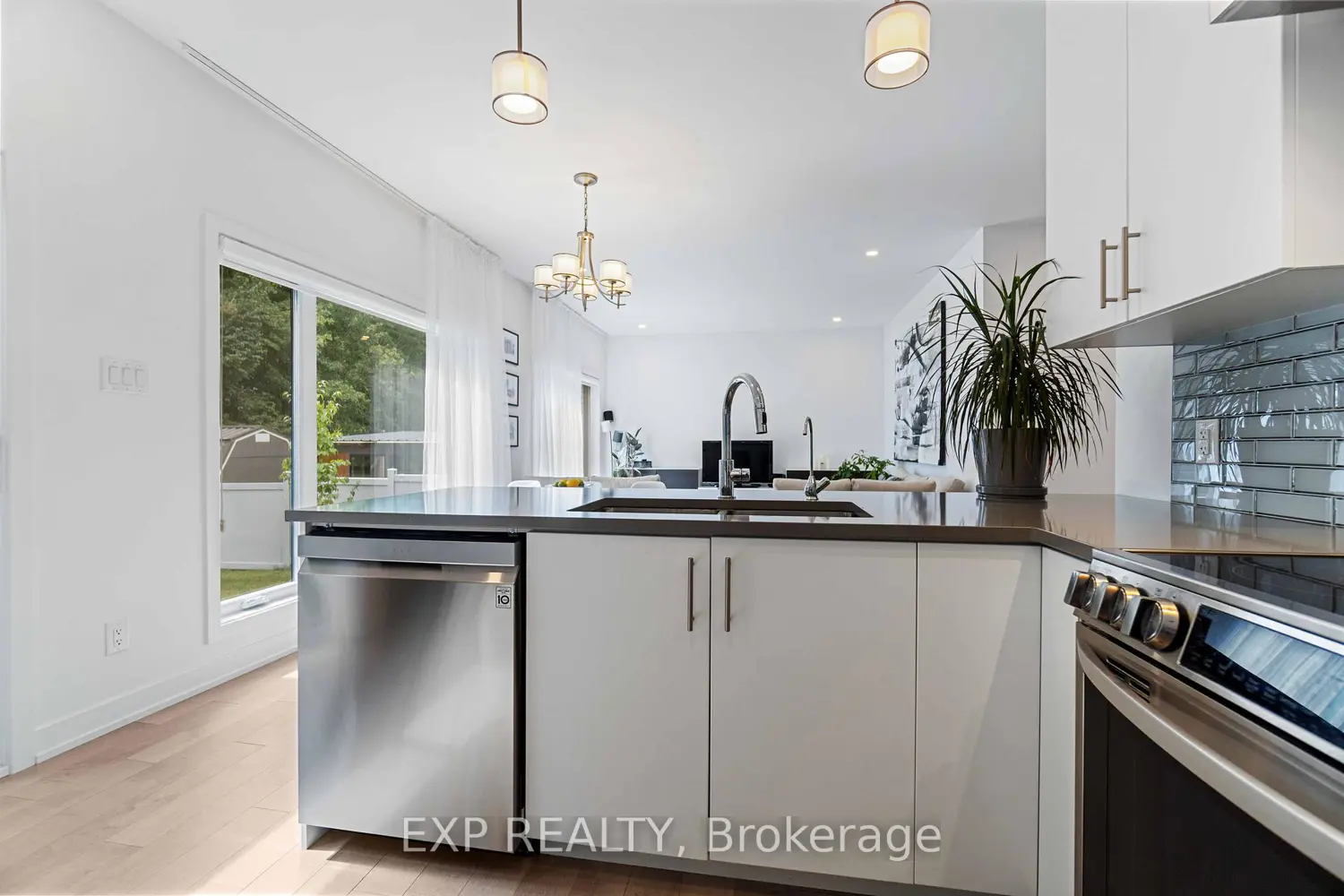 Additional image 6 of 394 Dore Street