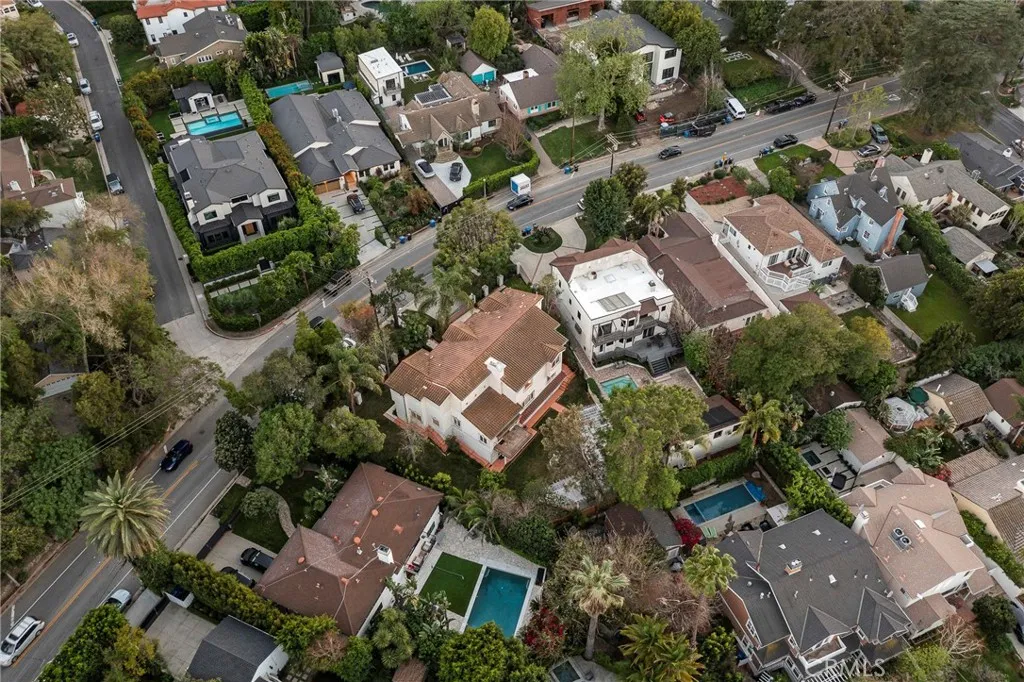 14659 Valley Vista Blvd, Sherman Oaks, CA 91403