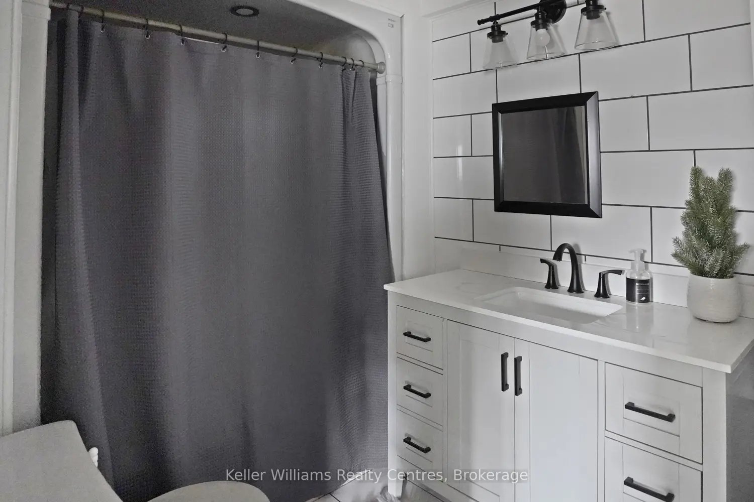 Additional image 9 of 494 Isaac Street