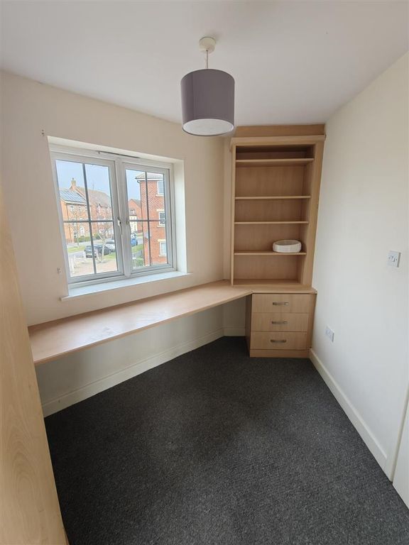 Additional image 8 of 5 bed property to rentHampton Vale, Peterborough PE7