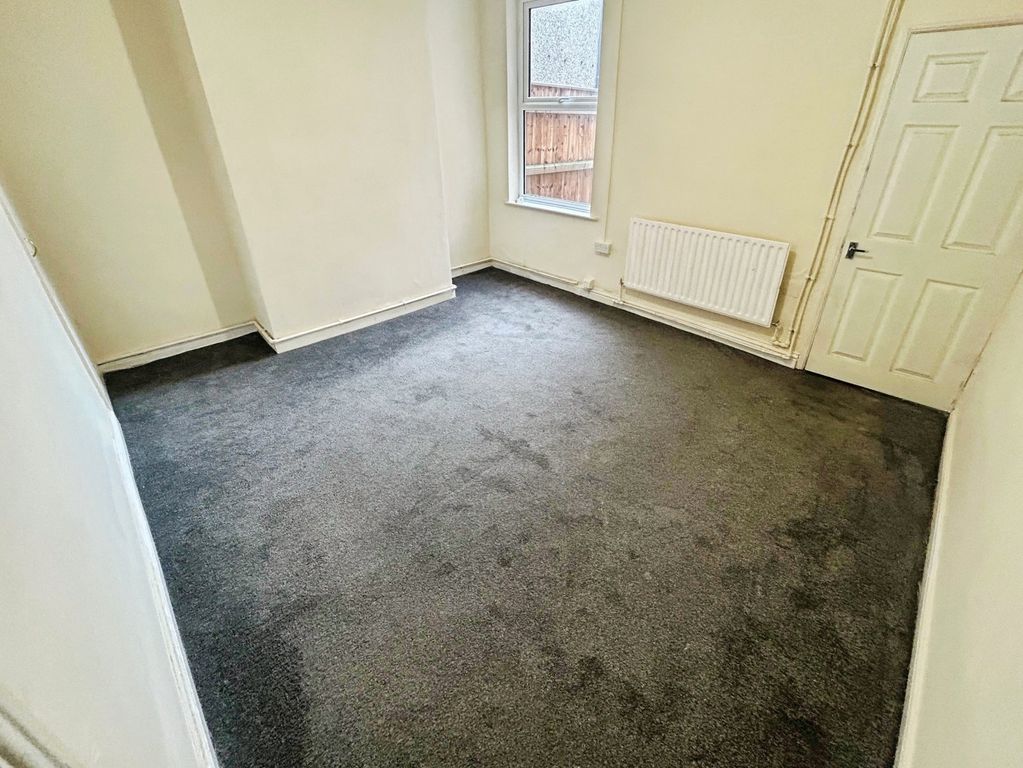 Additional image 3 of 3 bed terraced house to rentWintringham Road, Grimsby, Lincolnshire DN32