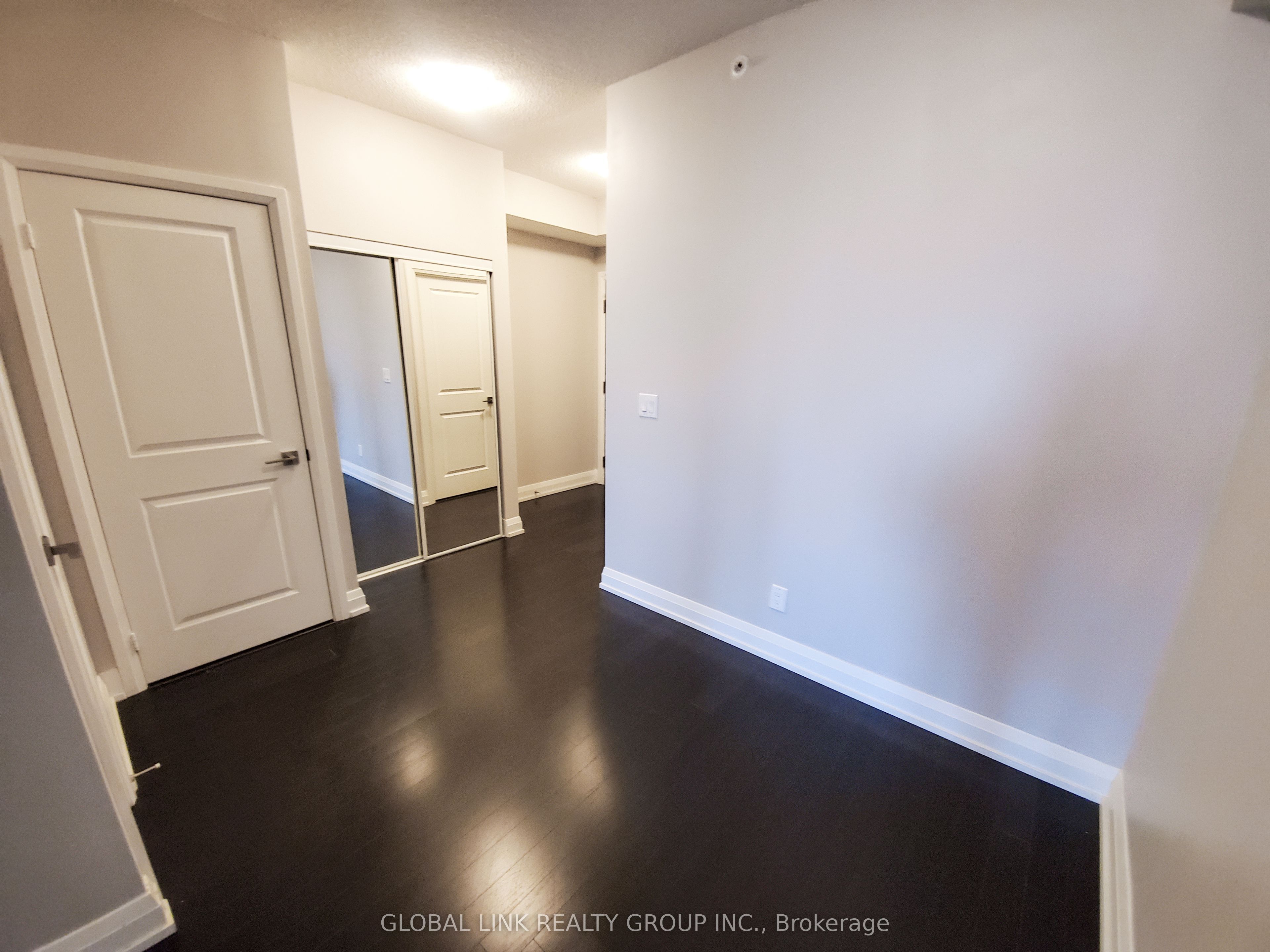 Additional image 3 of 2632-7161 Yonge Street, Markham, ON, L3T 0C8