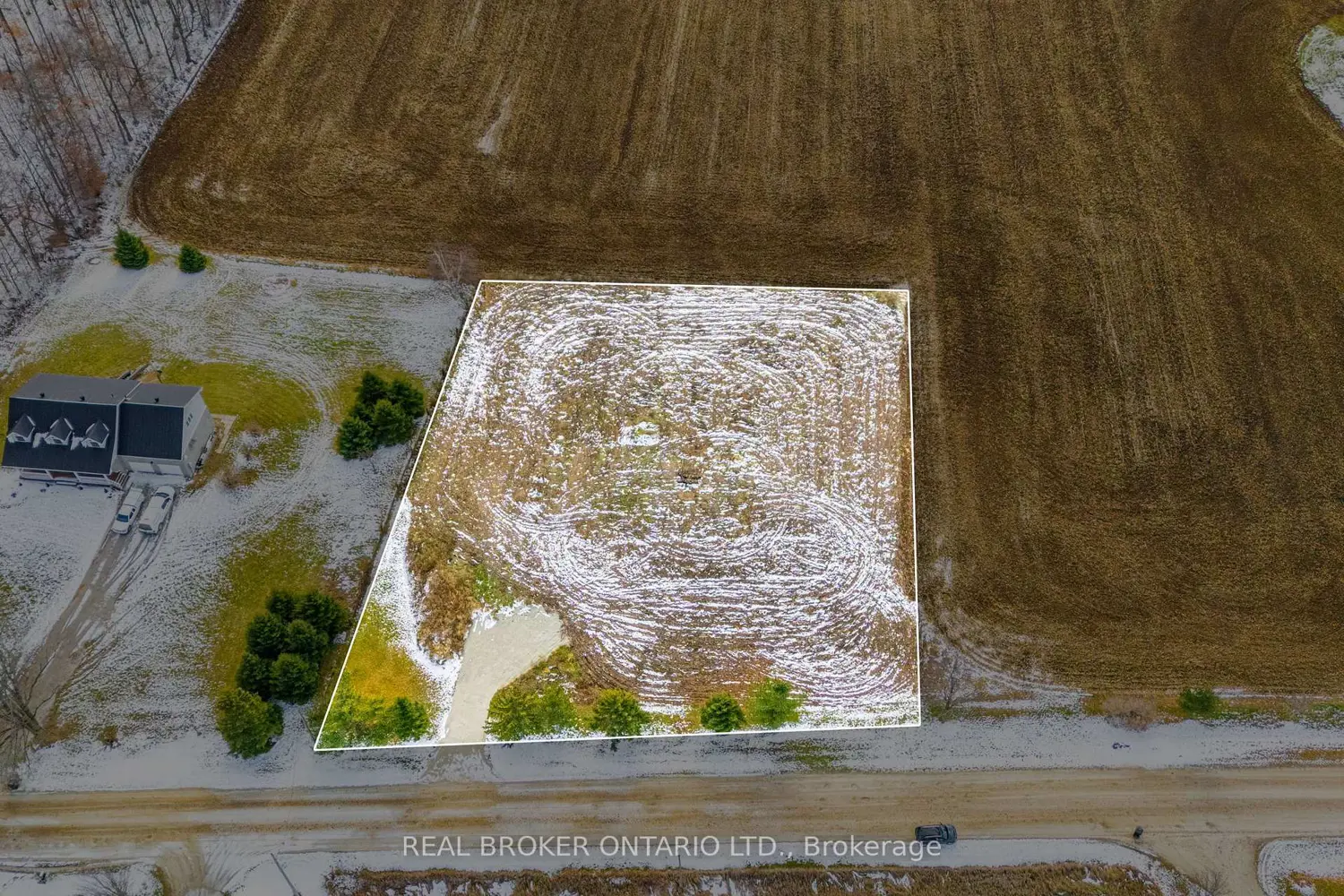 6449 12/13 Side Road