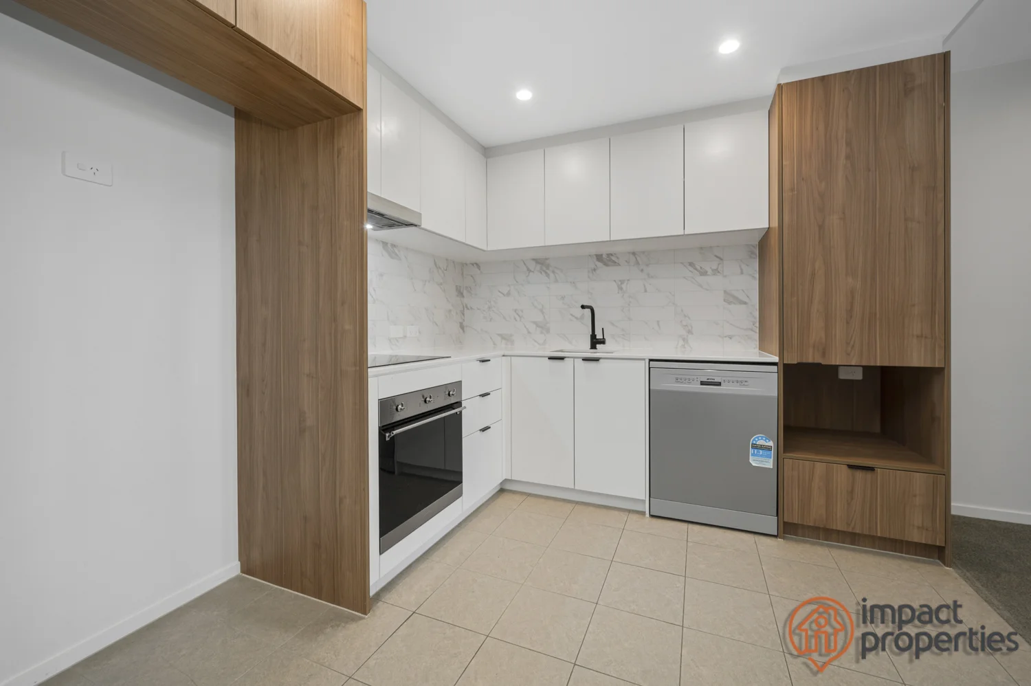 Additional image 4 of 620/15 Bowes Street, Phillip ACT 2606