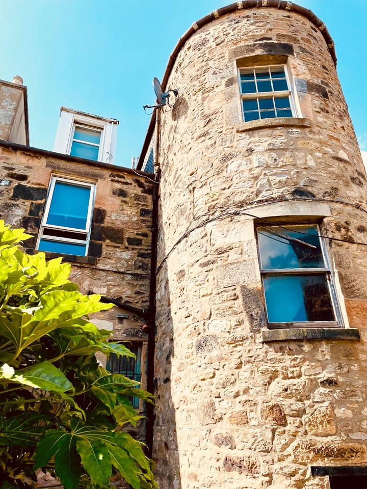 1 Bed Flat, Portobello High Street, EH15, N1 7GU