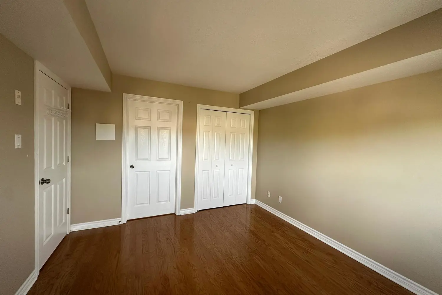 Additional image 7 of 398 Van Buren Street 301