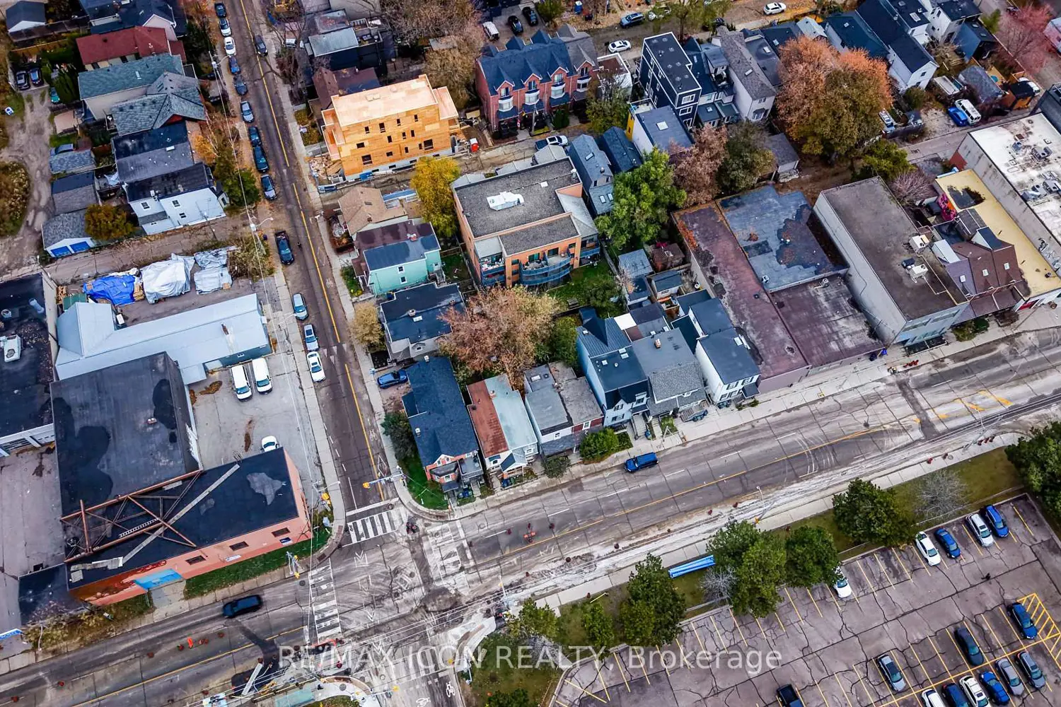 Additional image 5 of 898 Eastern Avenue