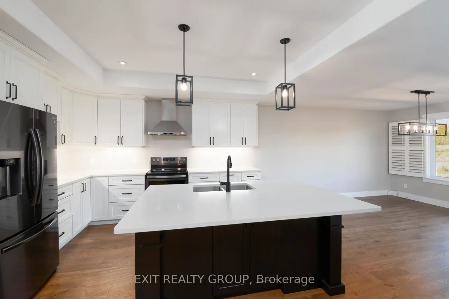 Additional image 3 of 16532 Highway 2