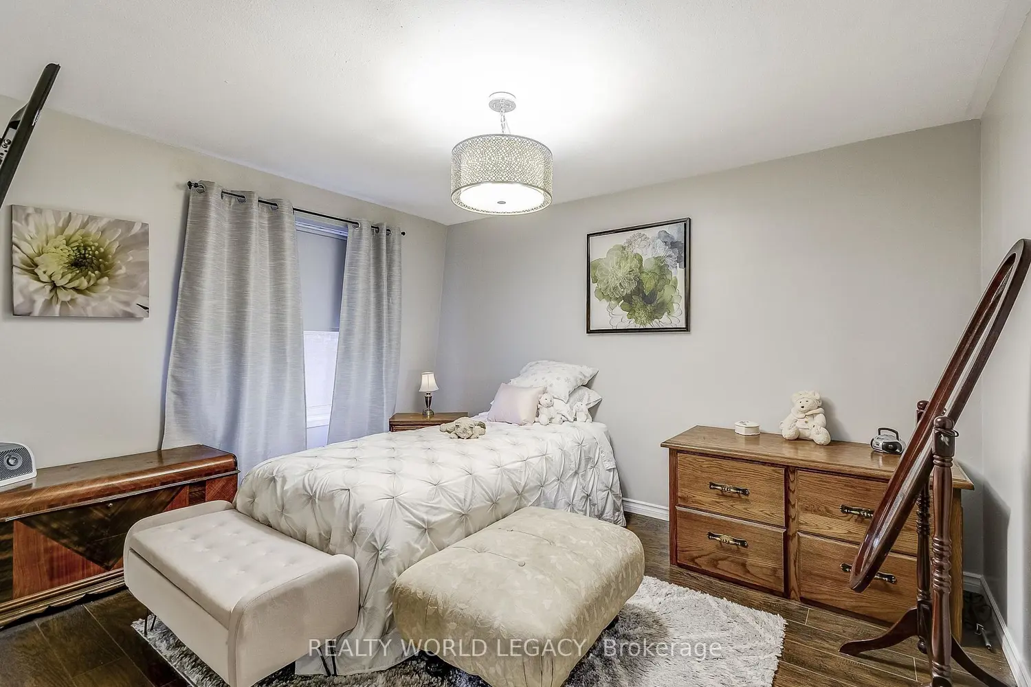 Additional image 12 of 132 Barlake Avenue 35