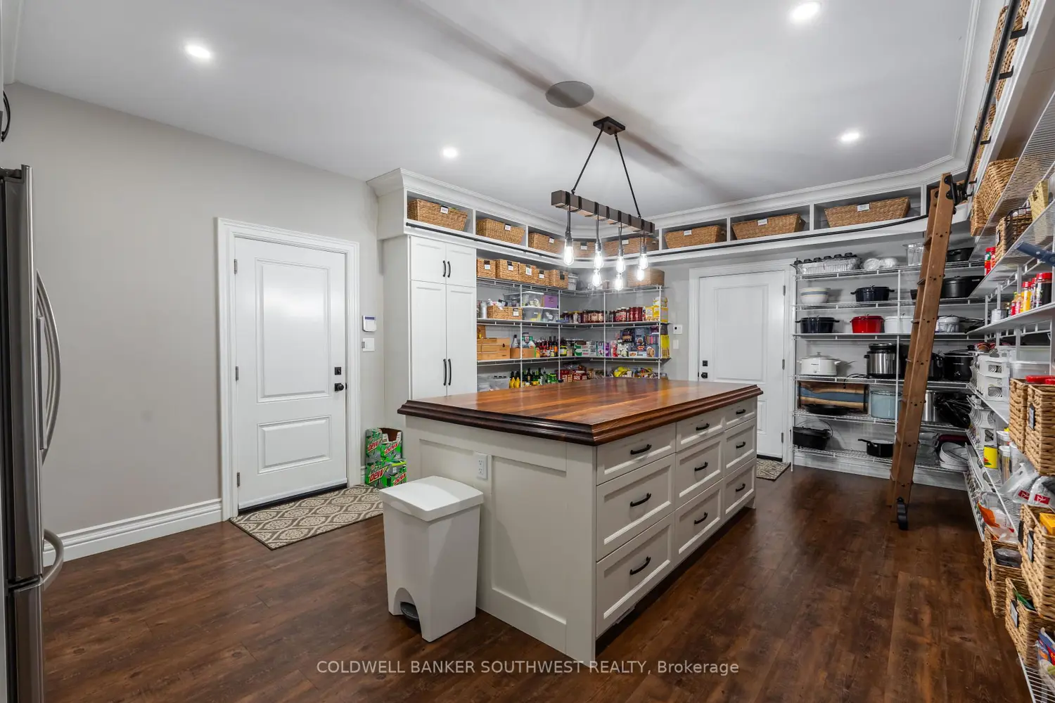 Additional image 10 of 647 St Clair Parkway