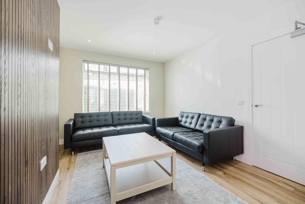 6 bed shared accommodation to rentRankin Drive, Edinburgh EH9 photo 2