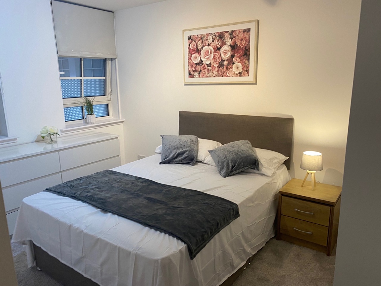 Additional image 6 of 2 Bed Flat, Sauchiehall Street, G2, N1 7GU