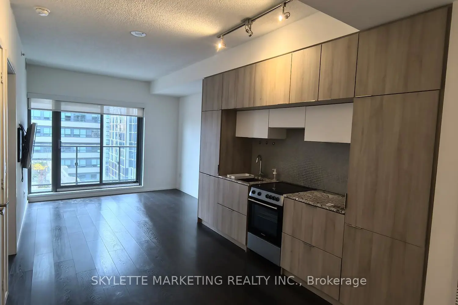 Additional image 9 of 159 Dundas Street 1503