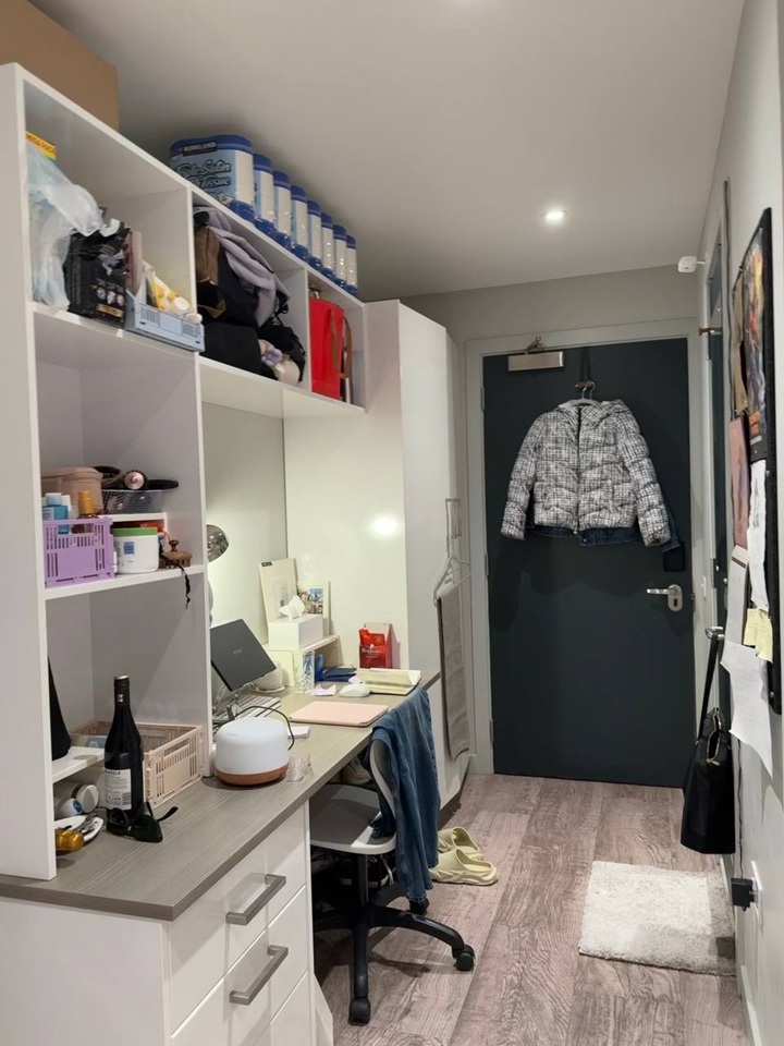 Additional image 3 of Room in a Shared Flat, Willowbank Crescent, G3, N1 7GU