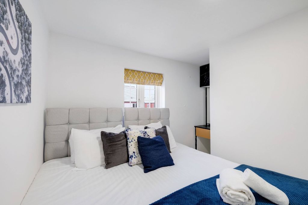 Additional image 30 of 6 bed semi-detached house to rentRedcar Road, Bicester OX26