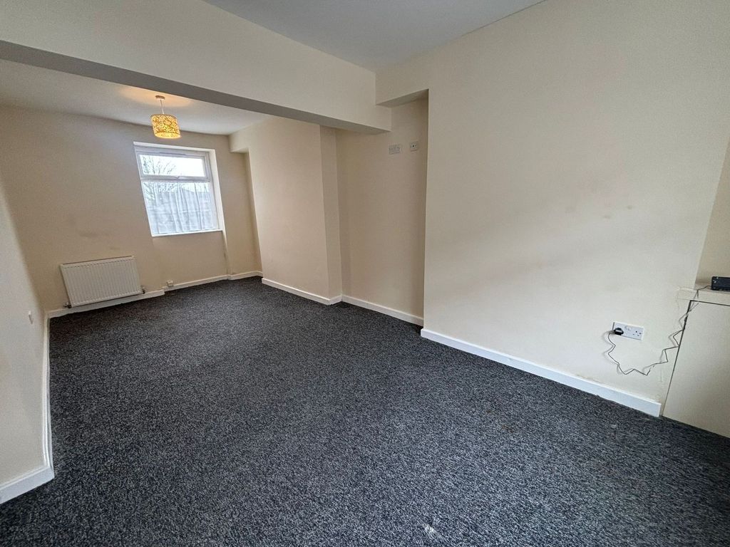 Additional image 4 of 4 bed end terrace house to rentWhittington Street, Neath SA11