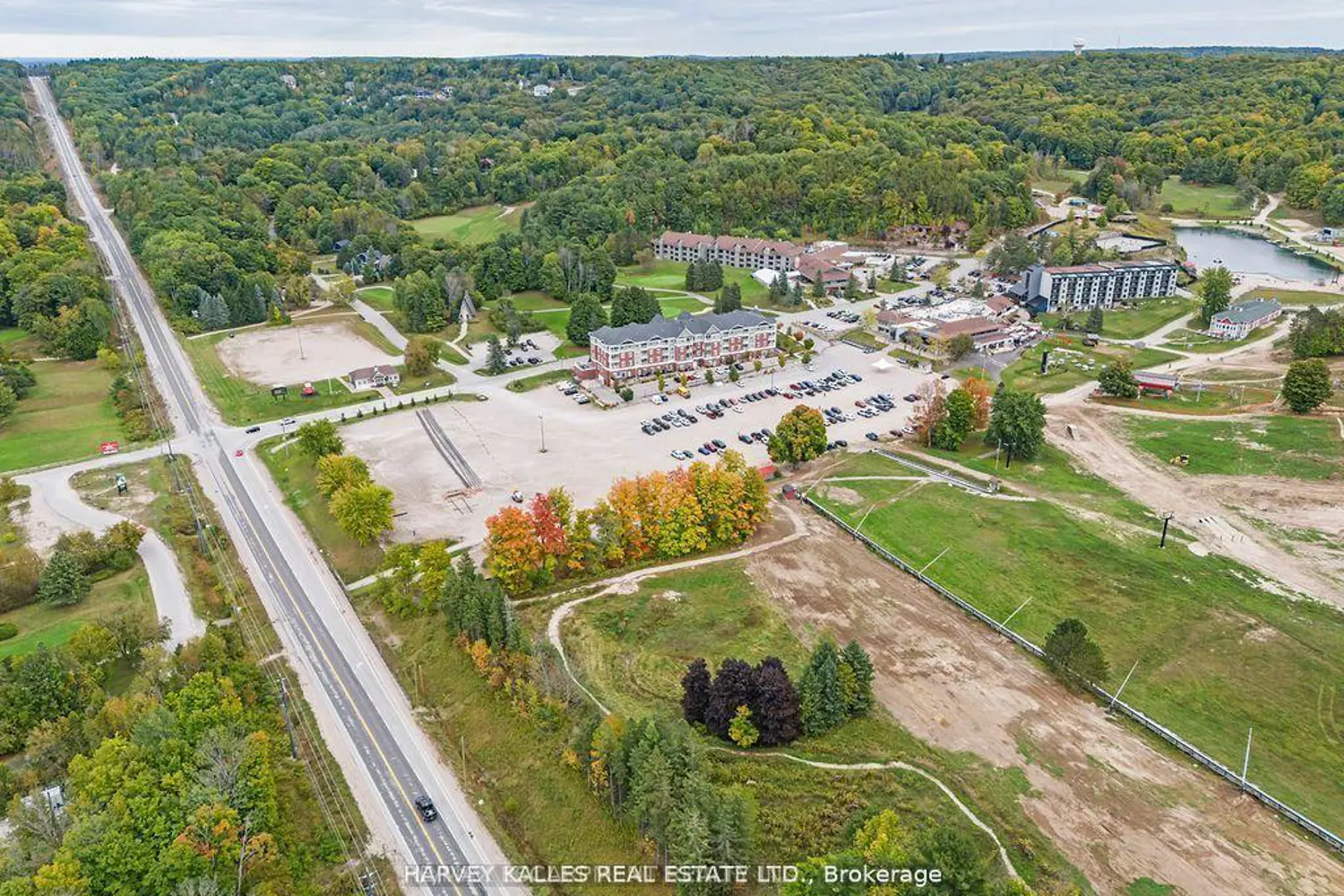 Additional image 18 of 40 Horseshoe Boulevard 416