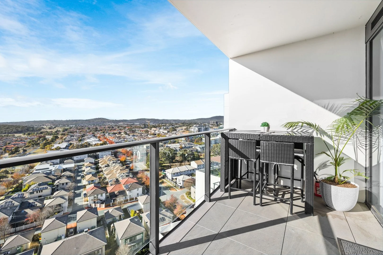 Additional image 2 of 1408/90 Swain Street, Gungahlin ACT 2912