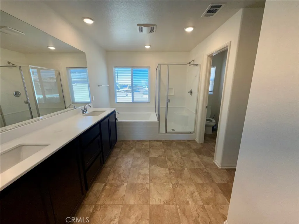 Additional image 94 of 13886 Camino Cinco St, Victorville, CA 92392