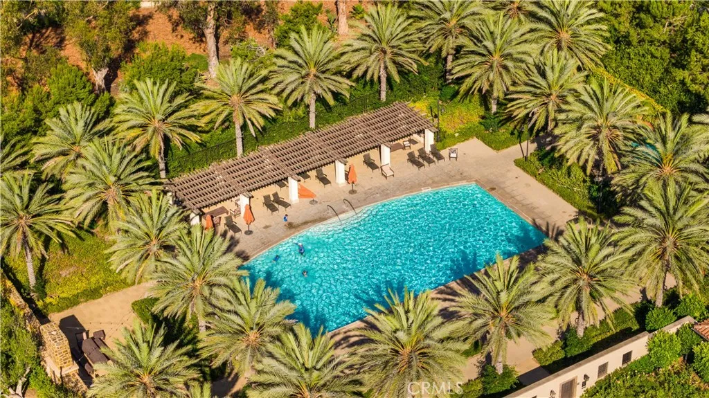 221 Clear Fls, Irvine, CA 92602