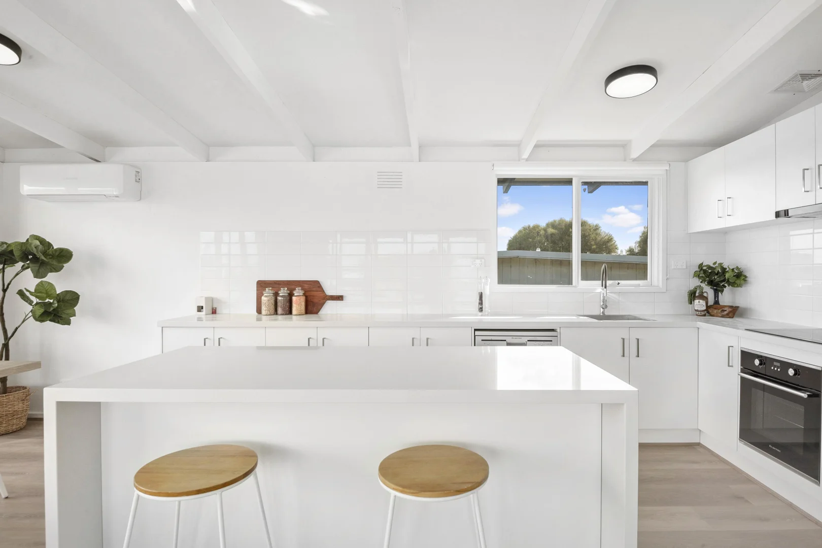 Additional image 2 of 16 Ridley Street, Blairgowrie VIC 3942