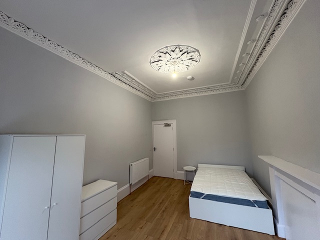 Additional image 5 of 4 Bed Flat, Bank Street, G12, N1 7GU